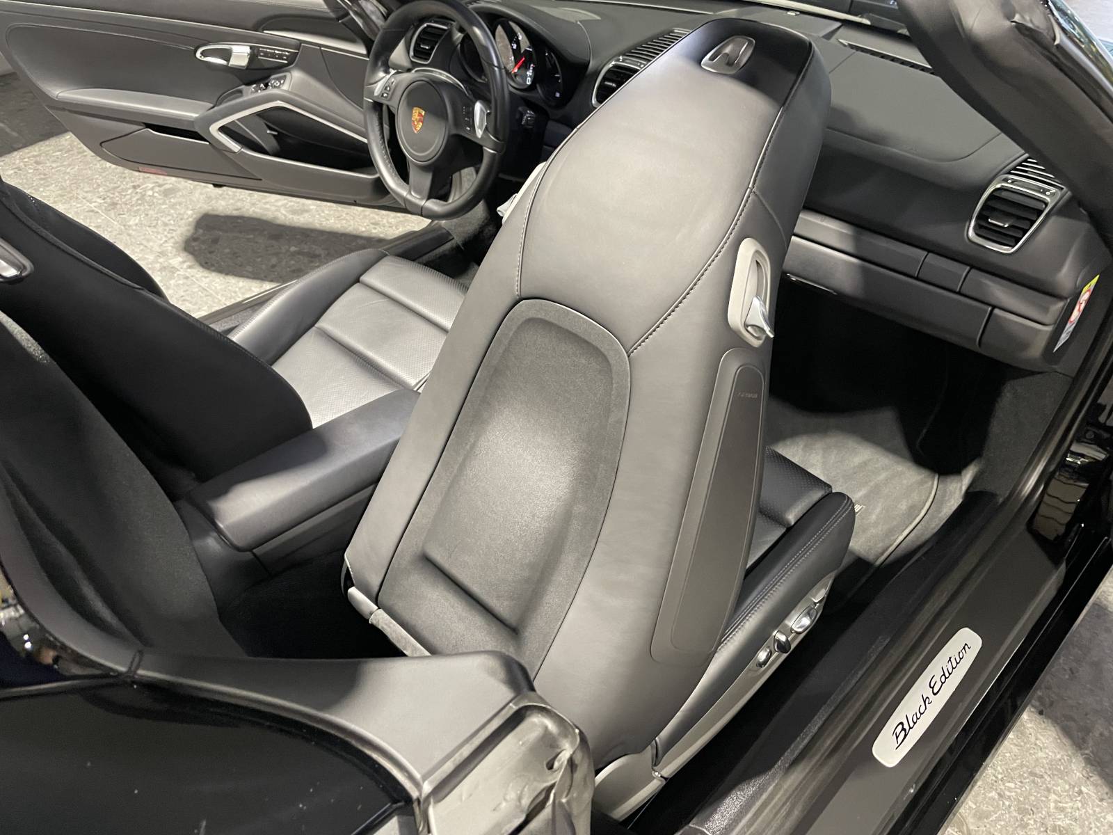 Porsche Boxster 981  Black Edition d'occasion à la vente à Nîmes dans le Gard