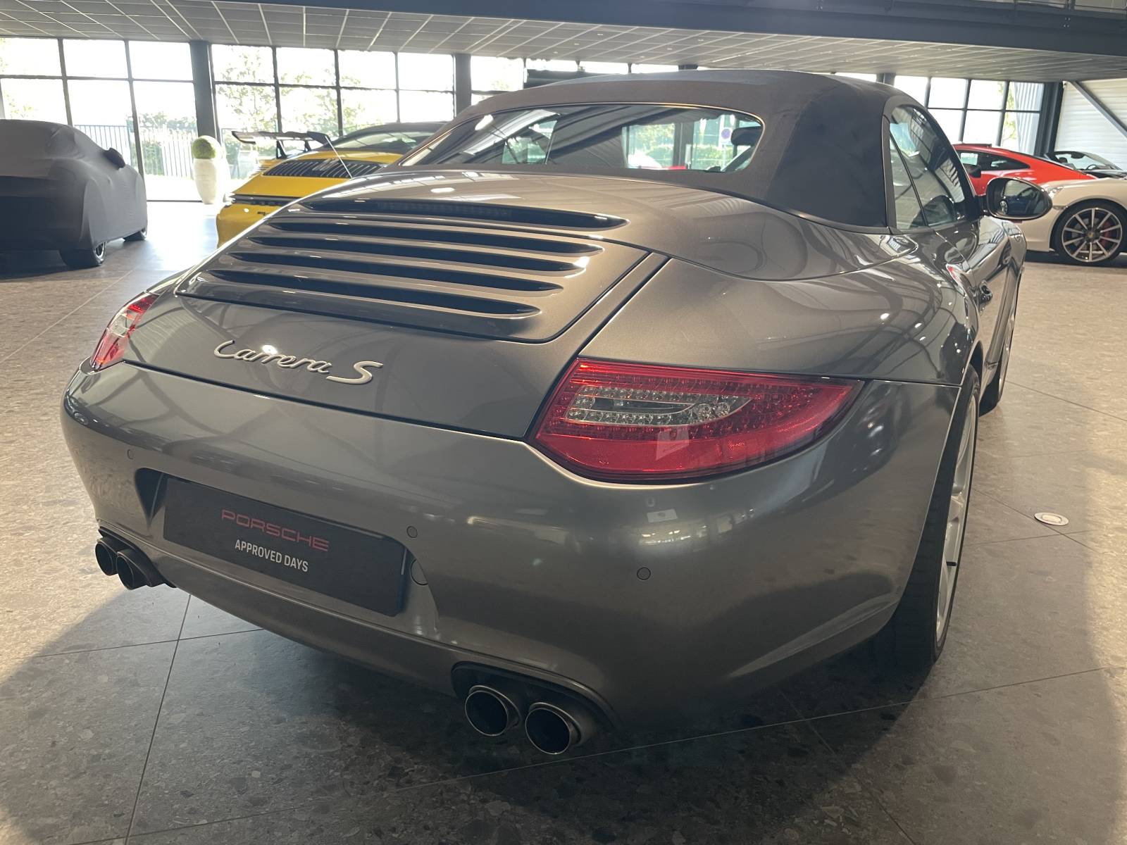 La Porsche 997 Carrera S Cabriolet Phase 2 : Une icône intemporelle