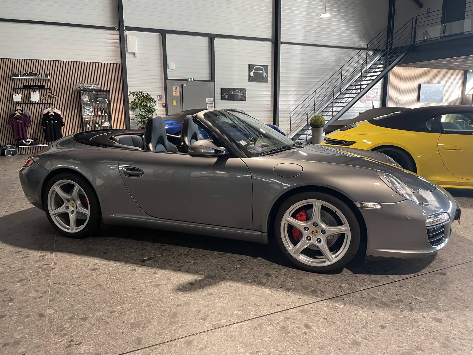 Porsche 997 Carrera S Cabriolet Phase 2 : Vue extérieure de profil