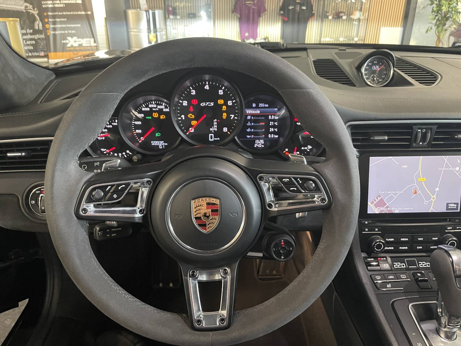 Intégralement équipée : Toutes les options pour une conduite exaltante.