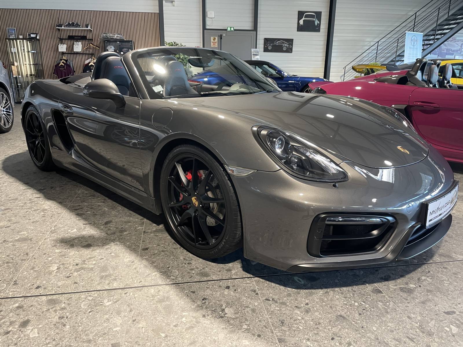 Porsche 981 Boxster GTS : La pureté de la conduite à ciel ouvert.