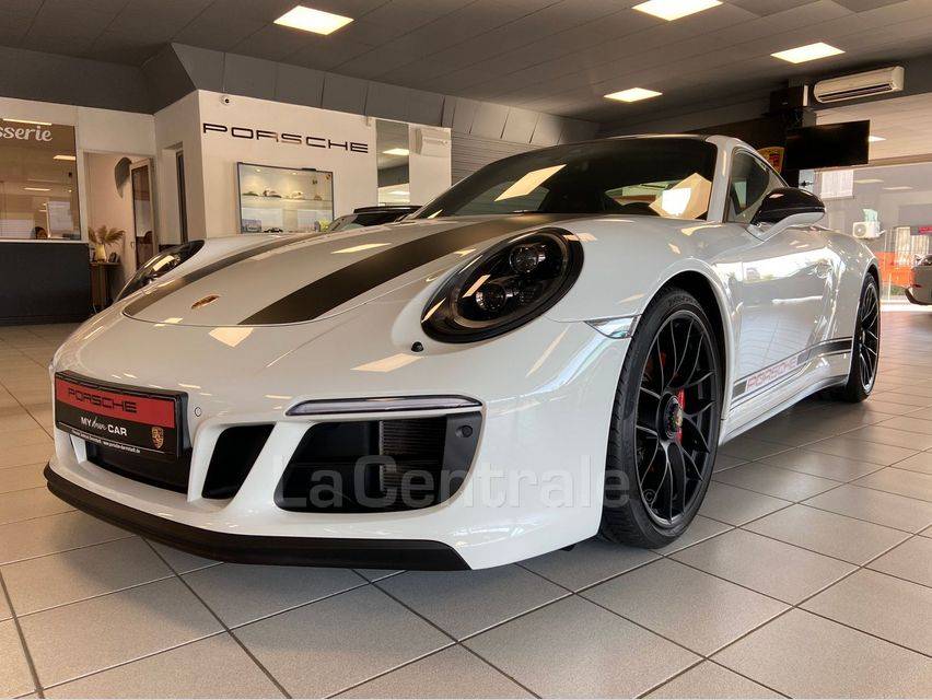 PORSCHE 911 CARRERA 4 GTS 991.2