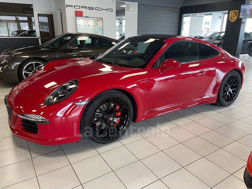 PORSCHE 911  CARRERA 4 GTS PDK