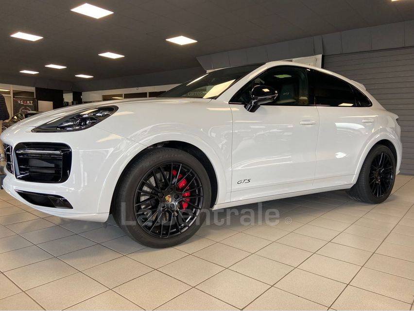 PORSCHE CAYENNE  GTS