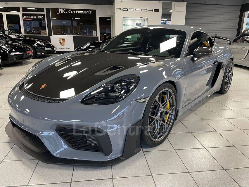 Réparation professionnelle pour ma Porsche endommagée à Saint-Rémy-de-Provence 13100 dans les Bouches-du-Rhône