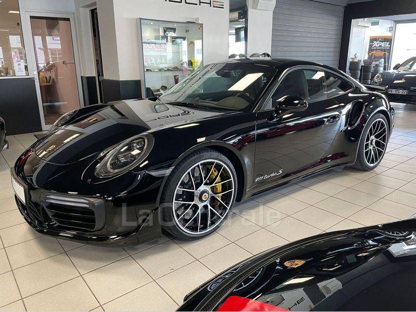 PORSCHE 911 TURBO S 991