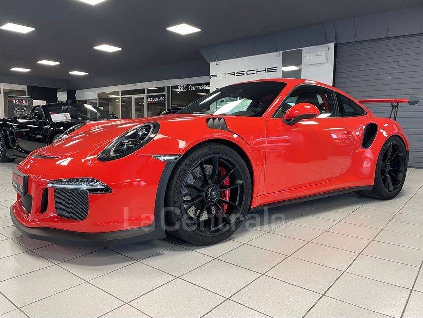 PORSCHE 911 GT3 RS 991