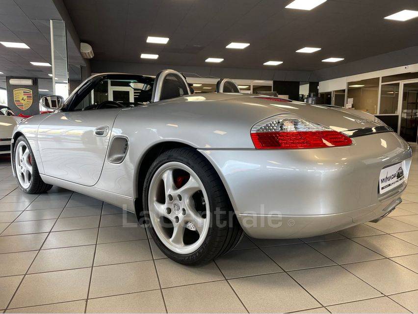 PORSCHE BOXSTER