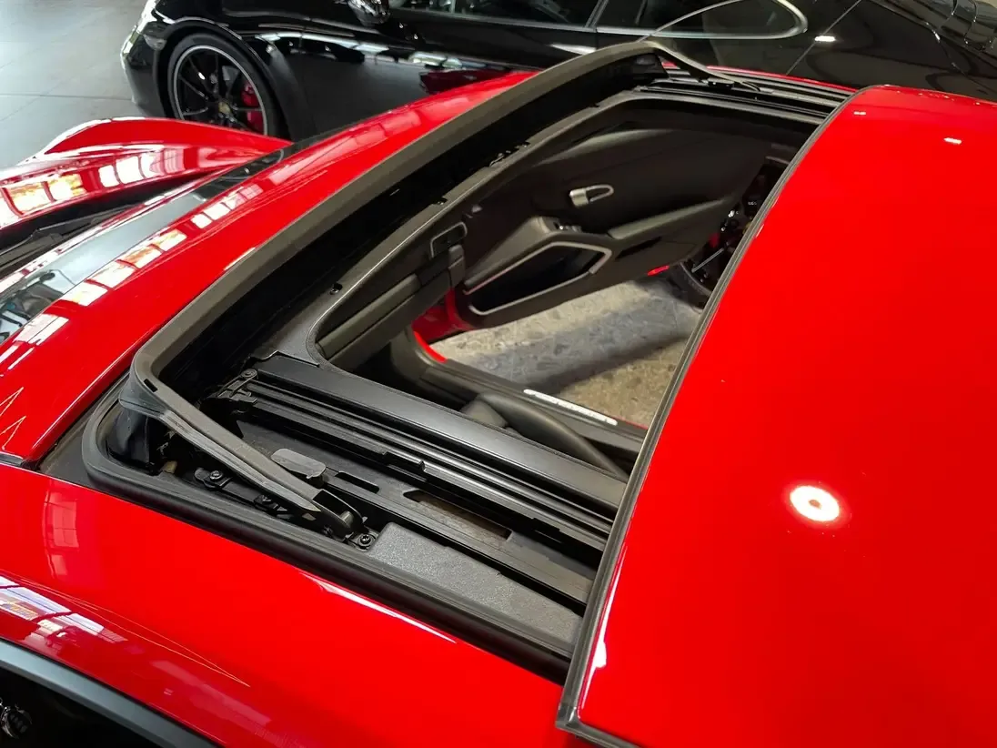 Toit ouvrant et relevable électrique sur Porsche 911 991 Phase 2 chez MY DREAM CAR Gard.