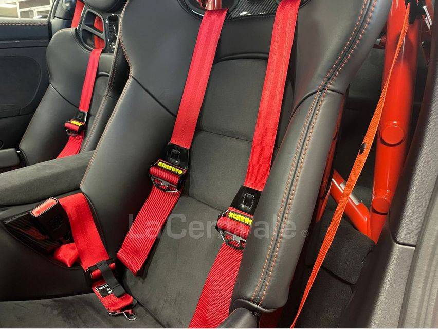 PORSCHE 911 GT3 RS 991