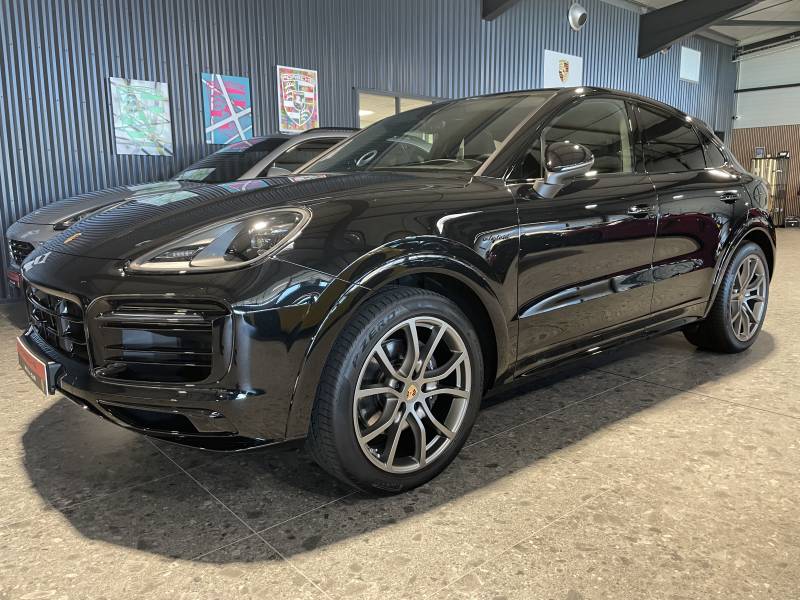 Porsche Cayenne Coupe E-Hybrid Platinum Edition : À découvrir dès maintenant chez MY DREAM CAR à Nîmes.