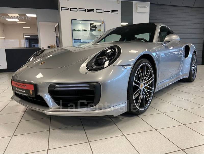 PORSCHE 911 TURBO S 991