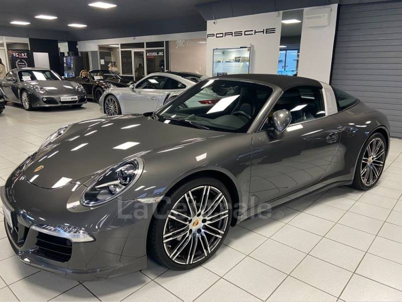 Vente d'une Porsche 911 dans notre garage à Nîmes dans le Gard